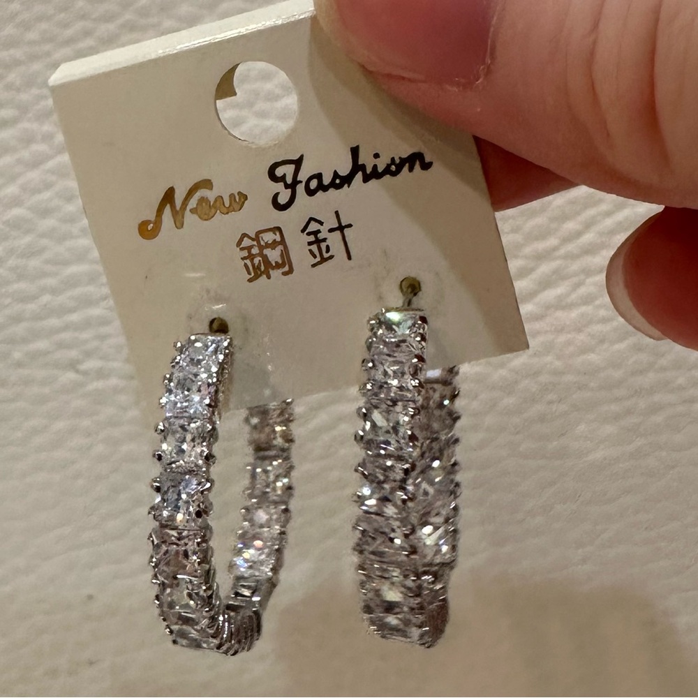 NWT Cubic Zirconia CZ Inside Out Hoop Earrings